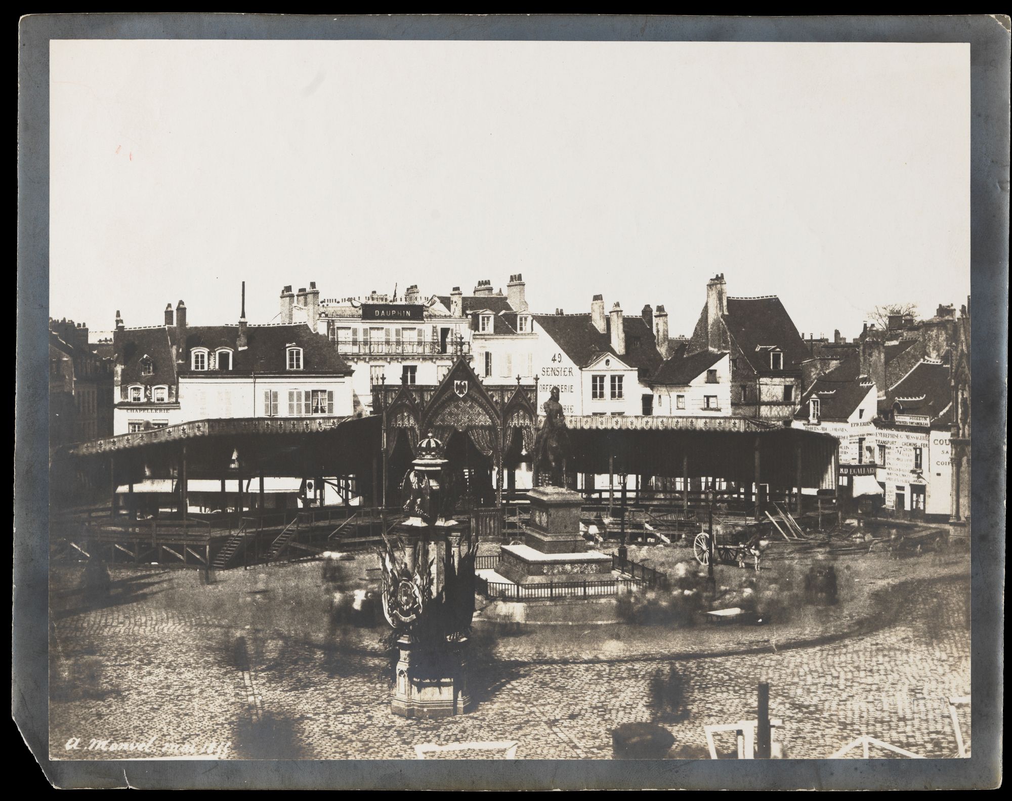 La place du Martroi en 1855, cliché Augustin Boutet de Monvel