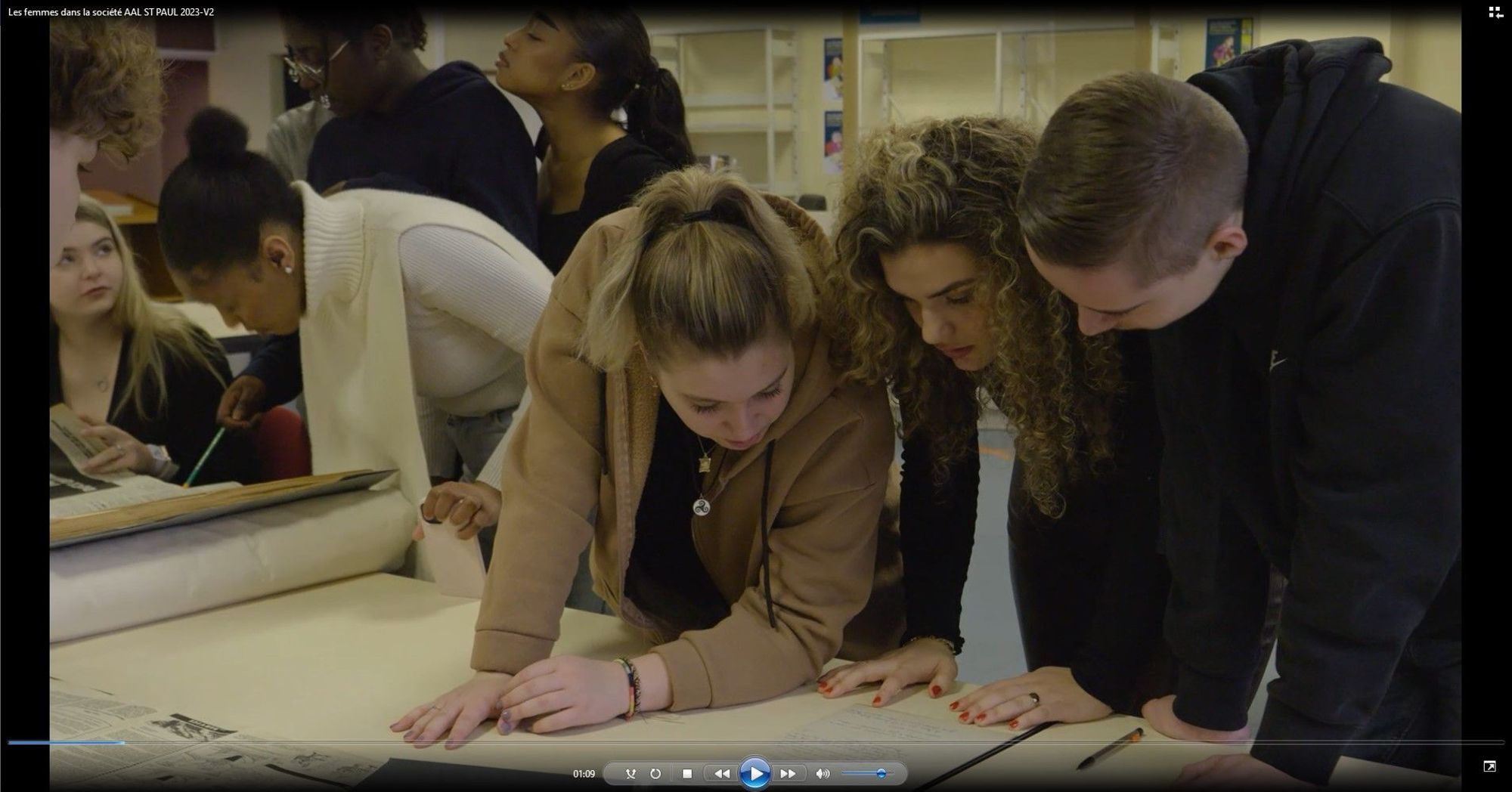 Vidéo "La place des femmes dans la société, en France, au début du XXe siècle et après" 