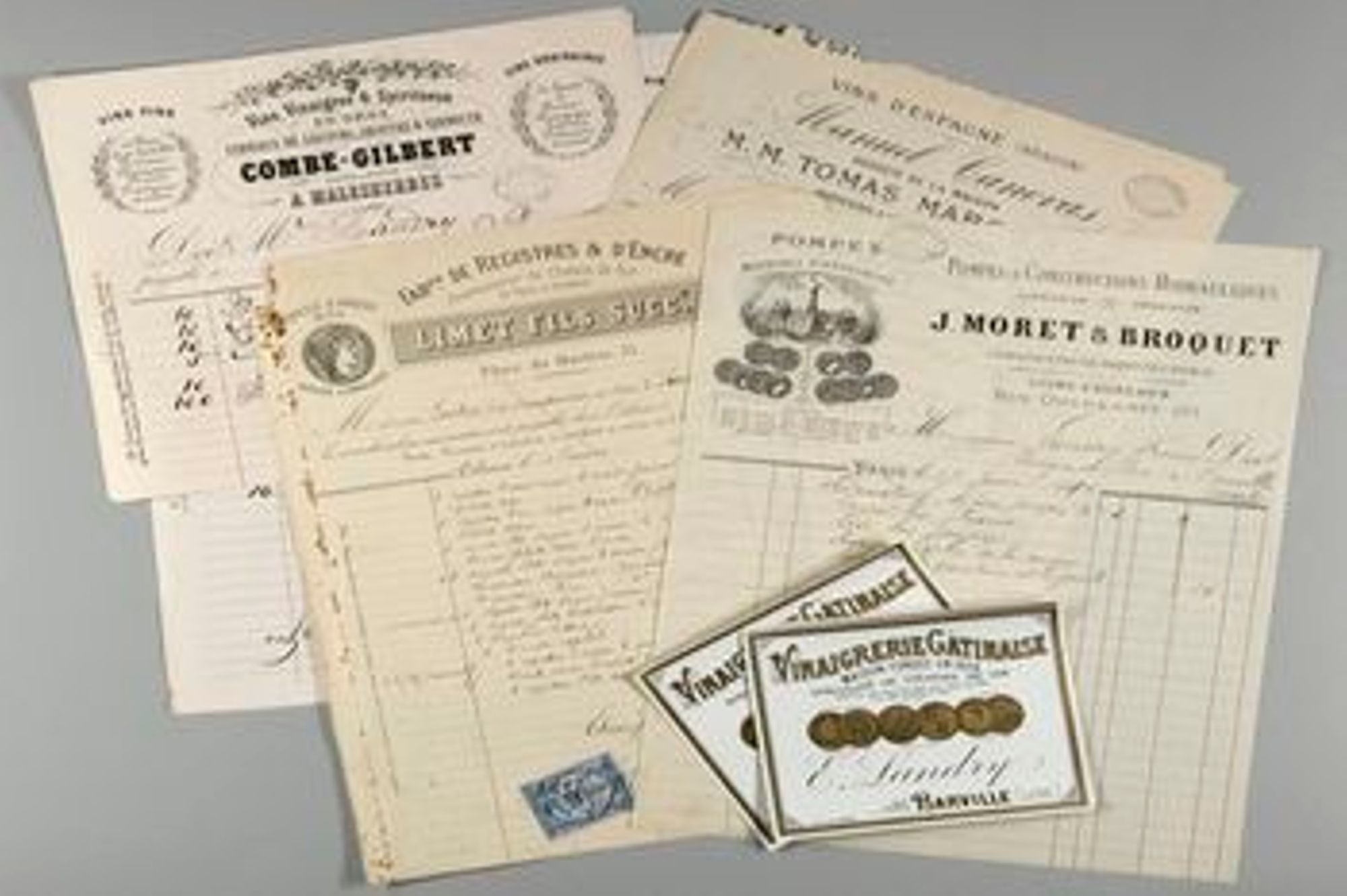Factures et étiquettes du fonds de la vinaigrerie Landry (Barville-en-Gâtinais), XIXe siècle