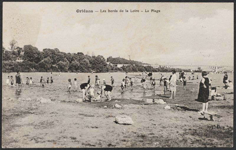 "Orléans - Les bords de la Loire - La Plage."