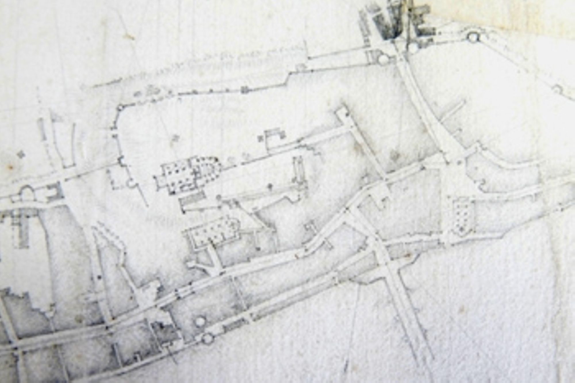 "Le château de Gien : premiers résultats des fouilles archéologiques "